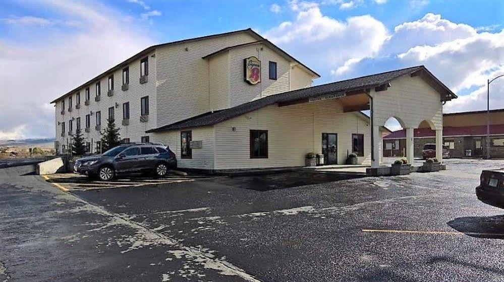 Motel Super 8 By Wyndham Dillon Zewnętrze zdjęcie